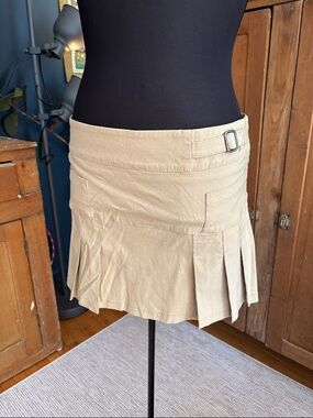 Beige y2k Le chateau Pleated Mini Skirt with Buckle Detail